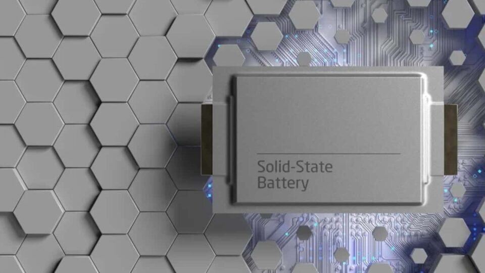 সলিড-স্টেট ব্যাটারি