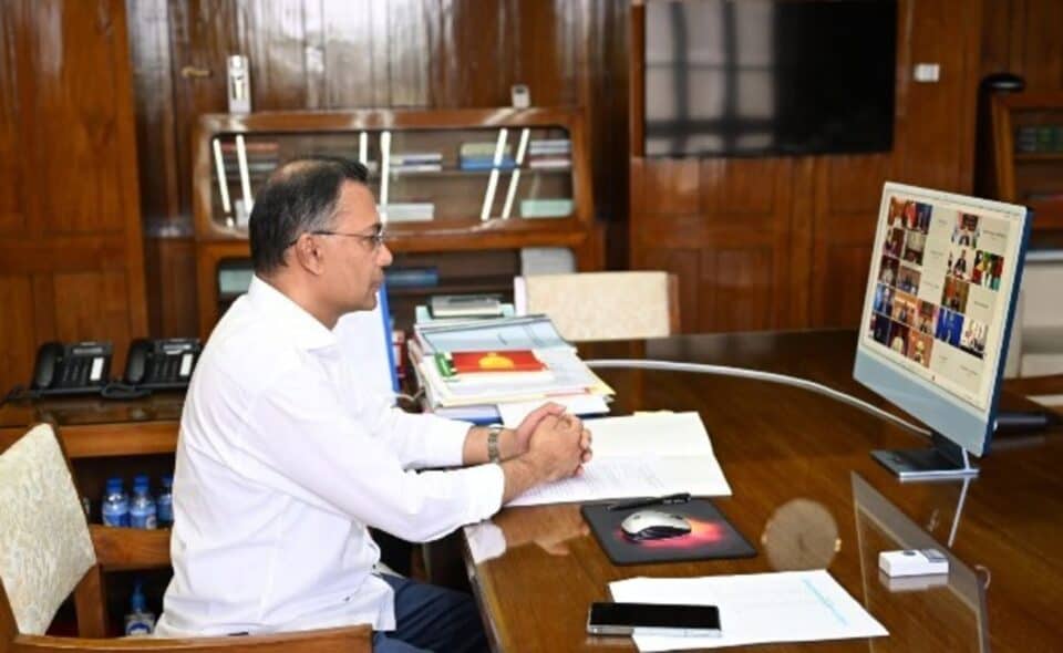 জলবায়ু পরিবর্তনের বিরুদ্ধে বিশ্বব্যাপী ঐক্যবদ্ধ প্রতিরোধ: ‘জিরো-এমিশন অ্যাম্বিশন’ সামিটে বাংলাদেশের নেতৃত্বে নবায়নযোগ্য জ্বালানি ও জলবায়ু ন্যায়বিচারের পক্ষে জোরালো সওয়াল